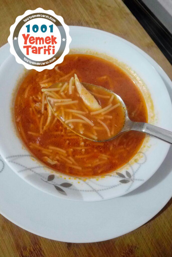 Tavuklu Tel Şehriye Çorbası Nasıl Yapılır