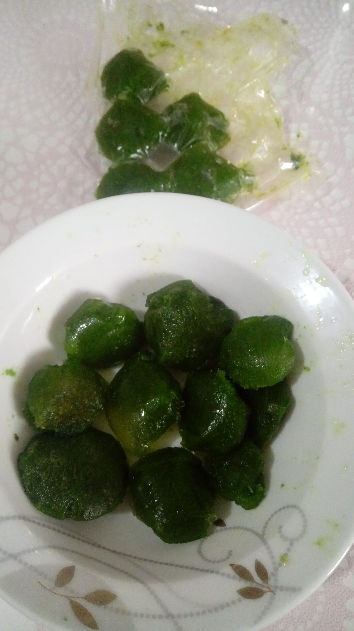 Çocuklar İçin Ispanaklı Pankek (Yeşil Pankek)
