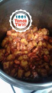 Tavuklu Bezelye Yemeği