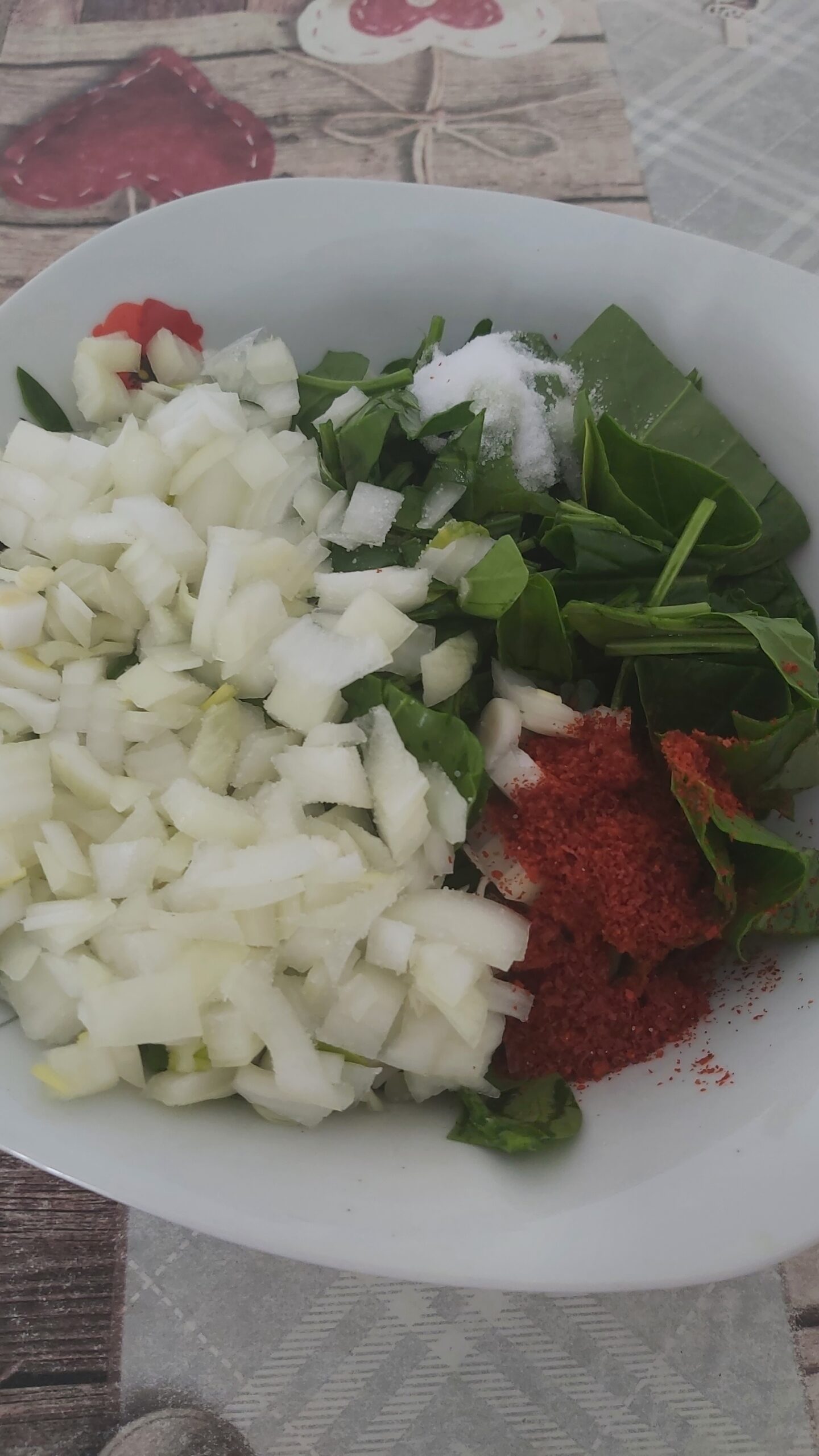 Ispanaklı Börek Tarifi (hazır yufkadan)