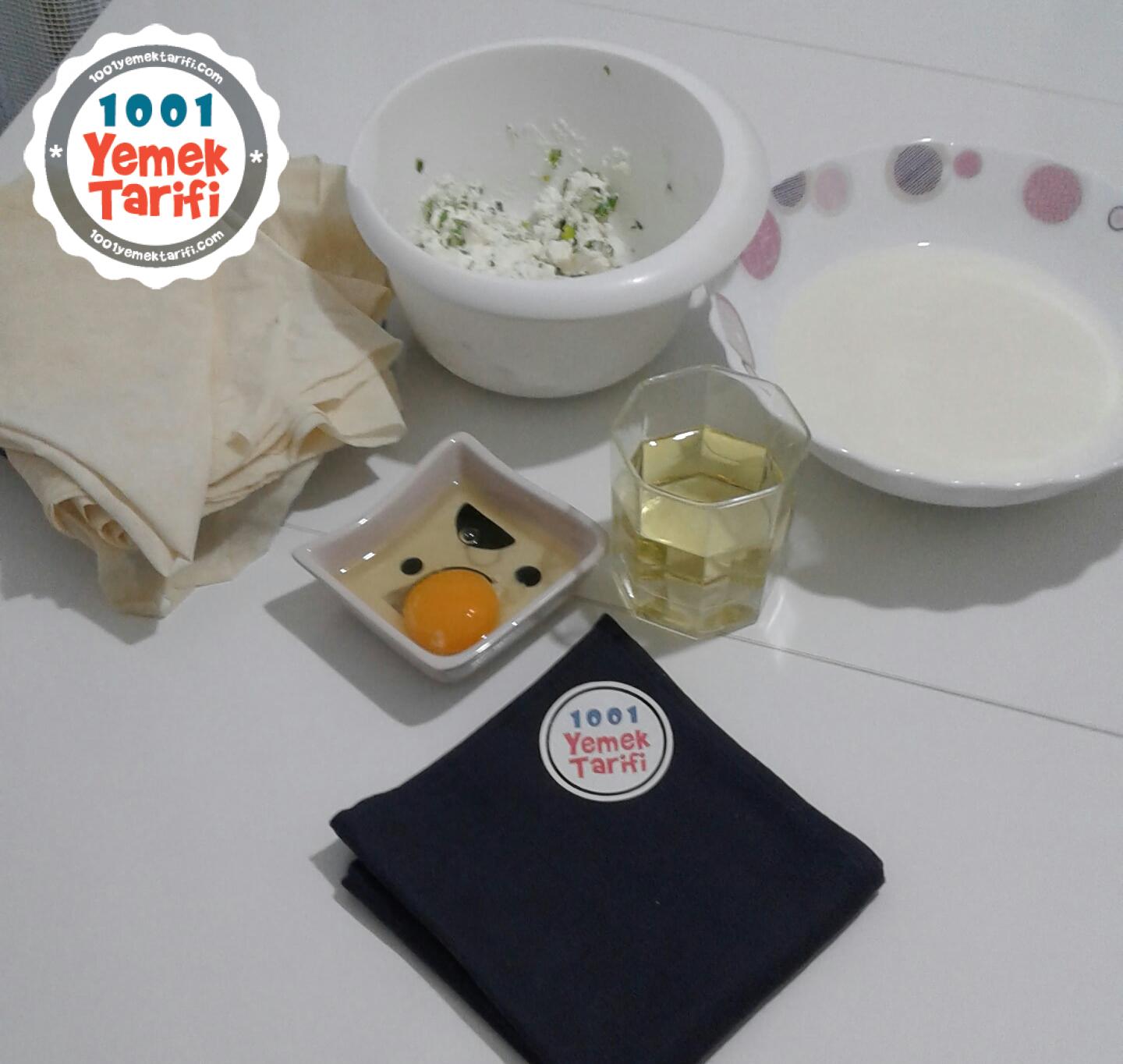 Hazır Yufkalı Peynirli Sarma Tarifi