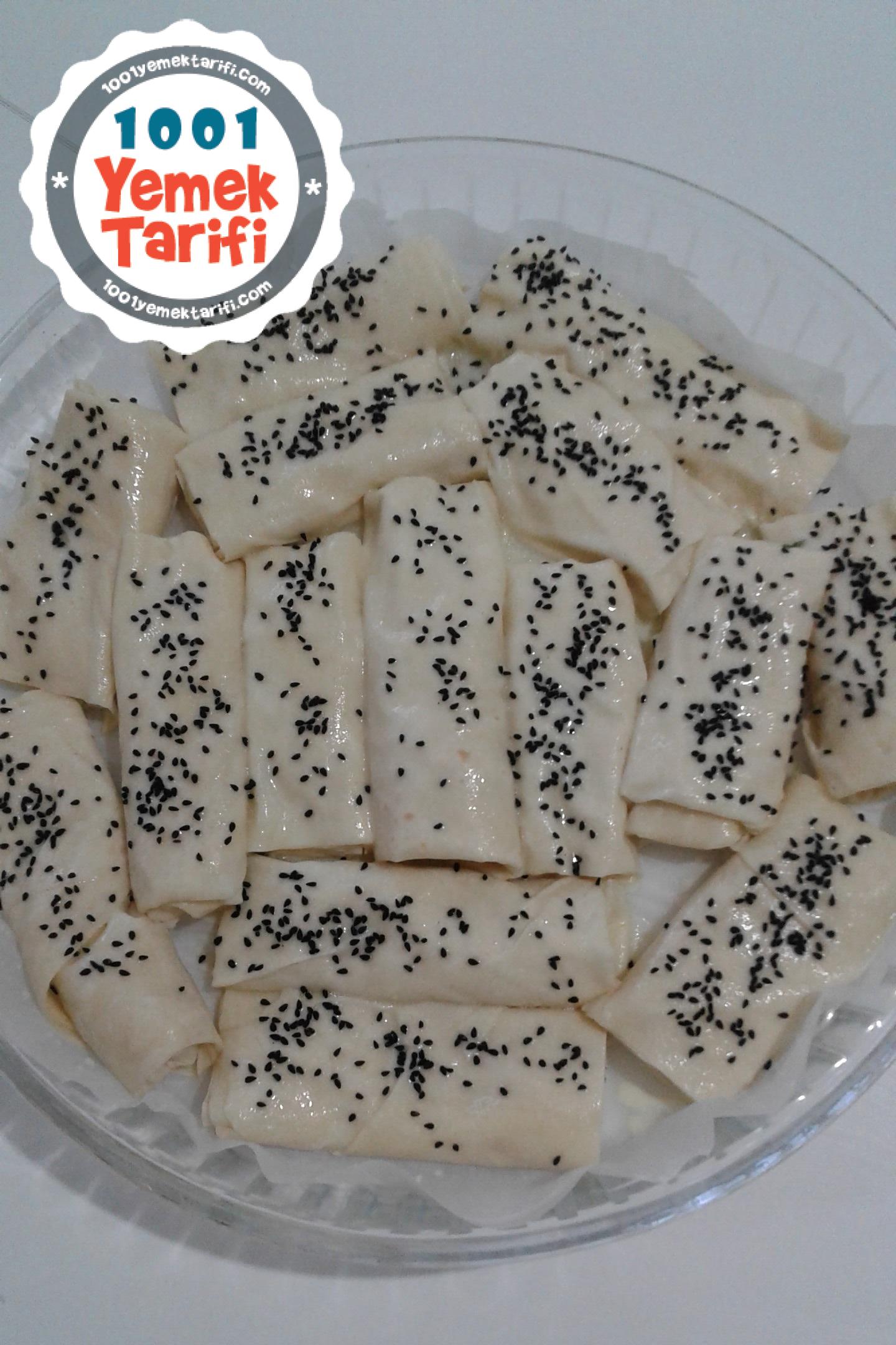 Hazır Yufkadan Peynirli Börek nasıl yapılır