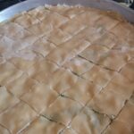 Sütlü Çıtır Çıtır El Açması Börek