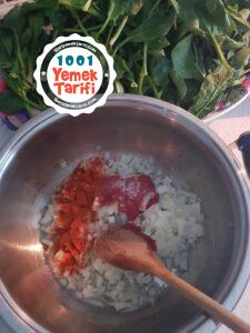 Pirinçli Ispanak Yemeği