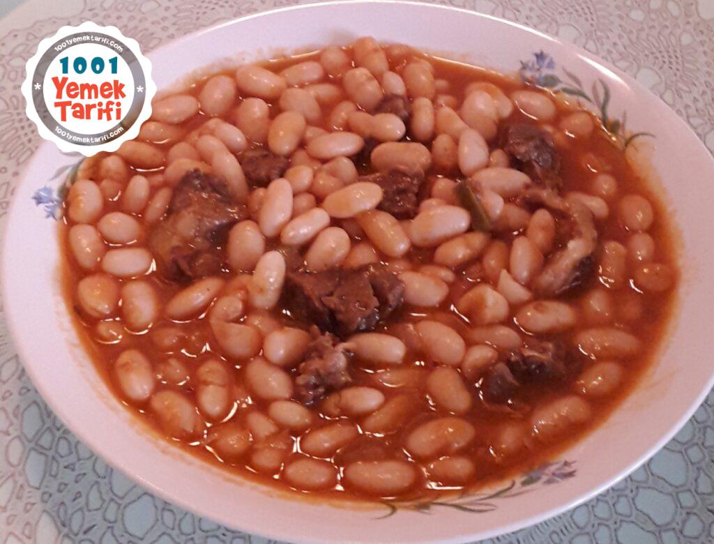 Etli Kuru Fasulye Nasıl Yapılır