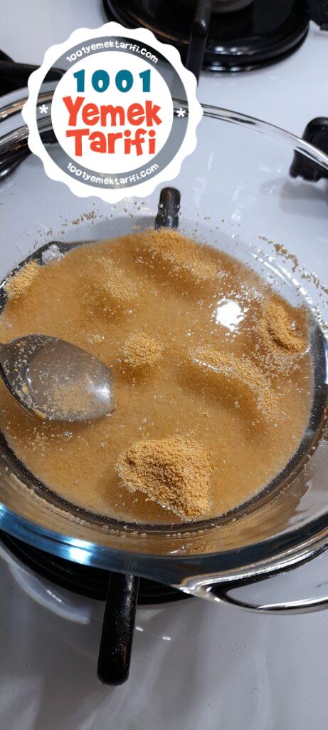 Bebekler İçin Tarhana Çorbası (6+Ay)