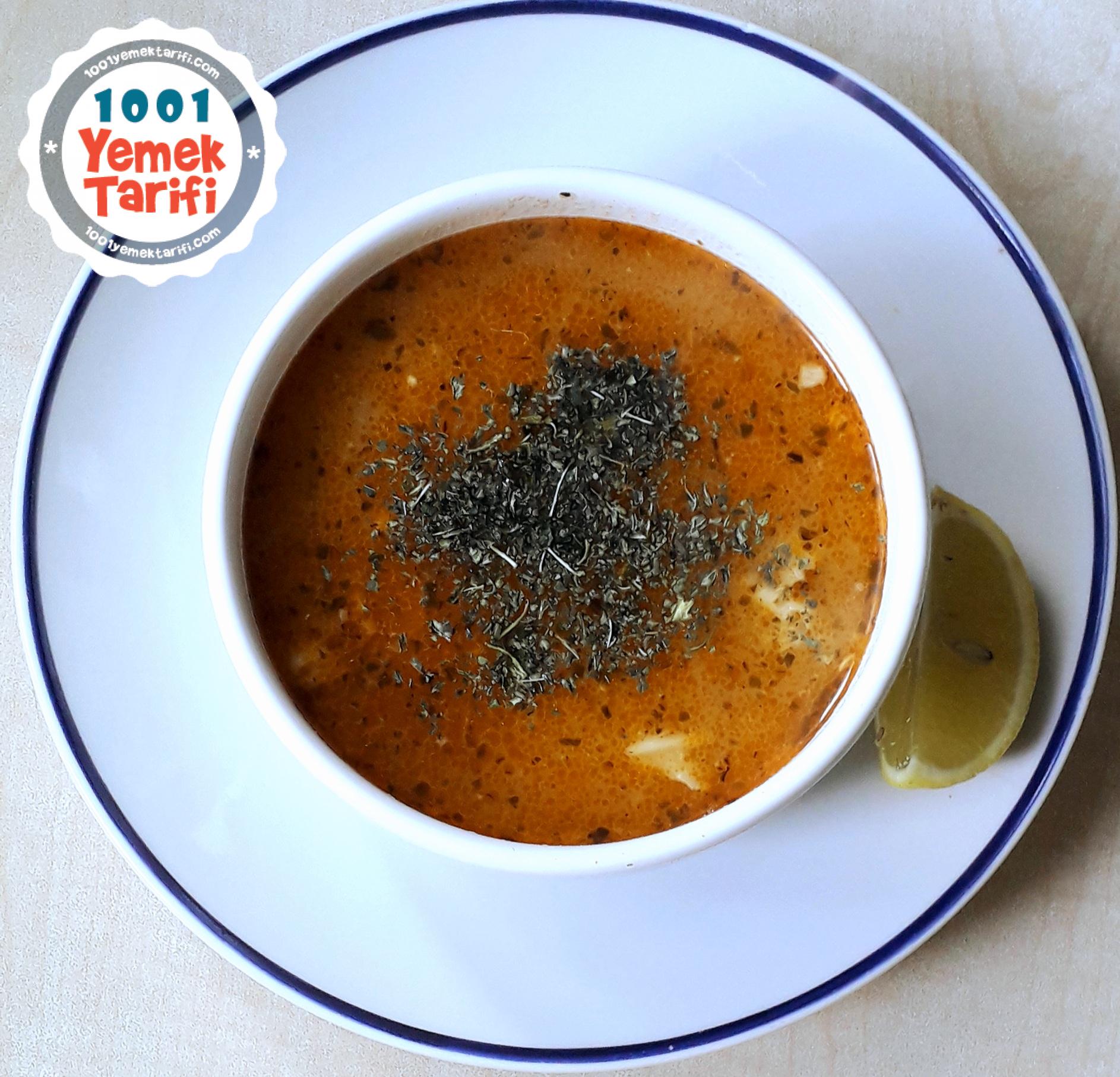 Tavuk Suyuna Tel Şehriye Çorbası Tarifi