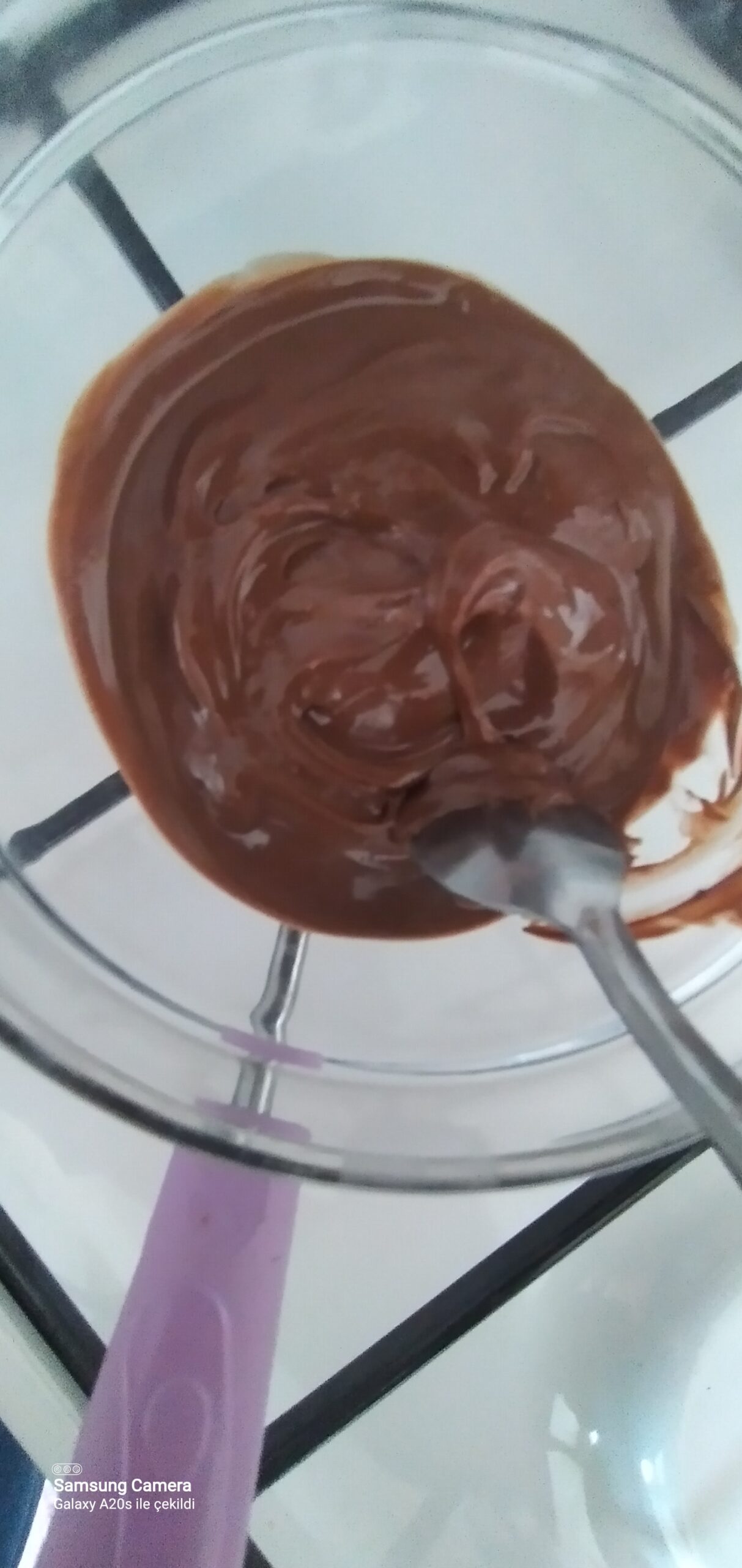 Çikolata kaplı kek topları