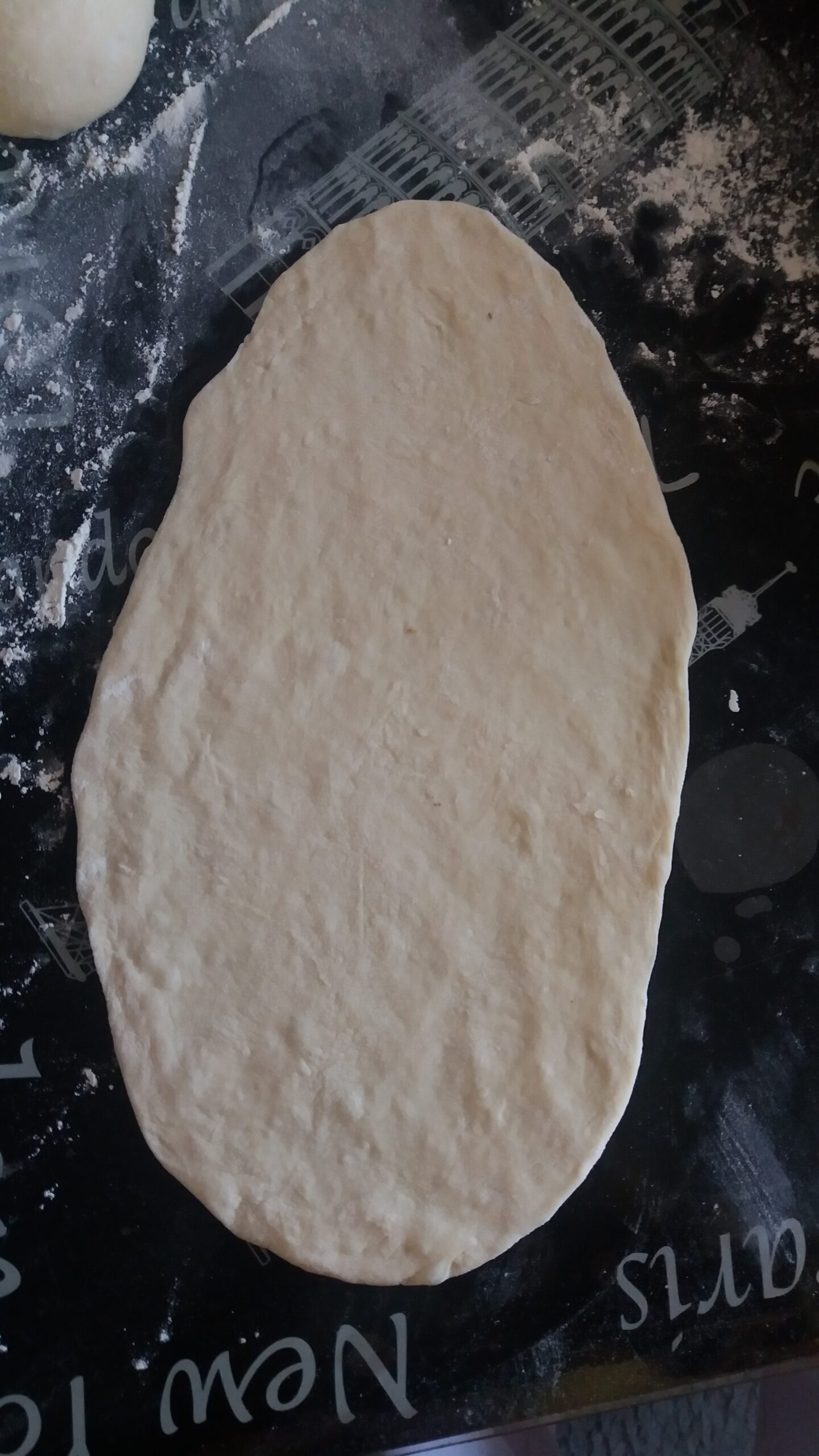 Ev Yapımı Kıymalı Pide Tarifi