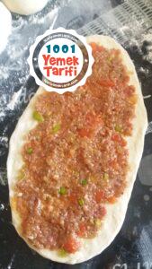 Ev Yapımı Kıymalı Pide Tarifi