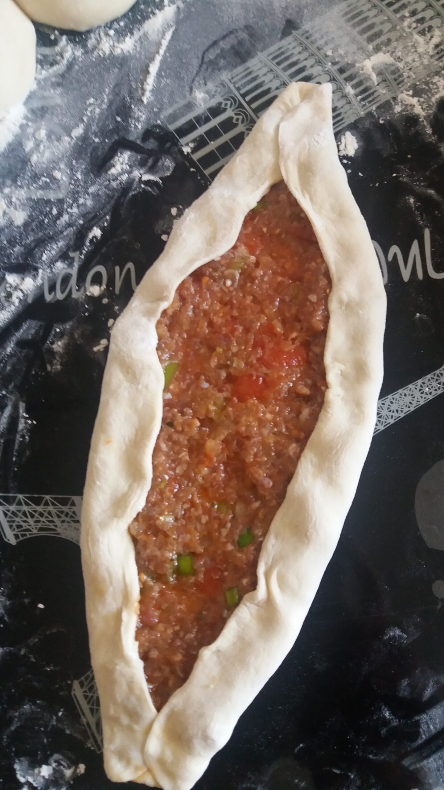 Kıymalı Pide Tarifi