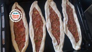 Kıymalı Pide nasıl yapılır