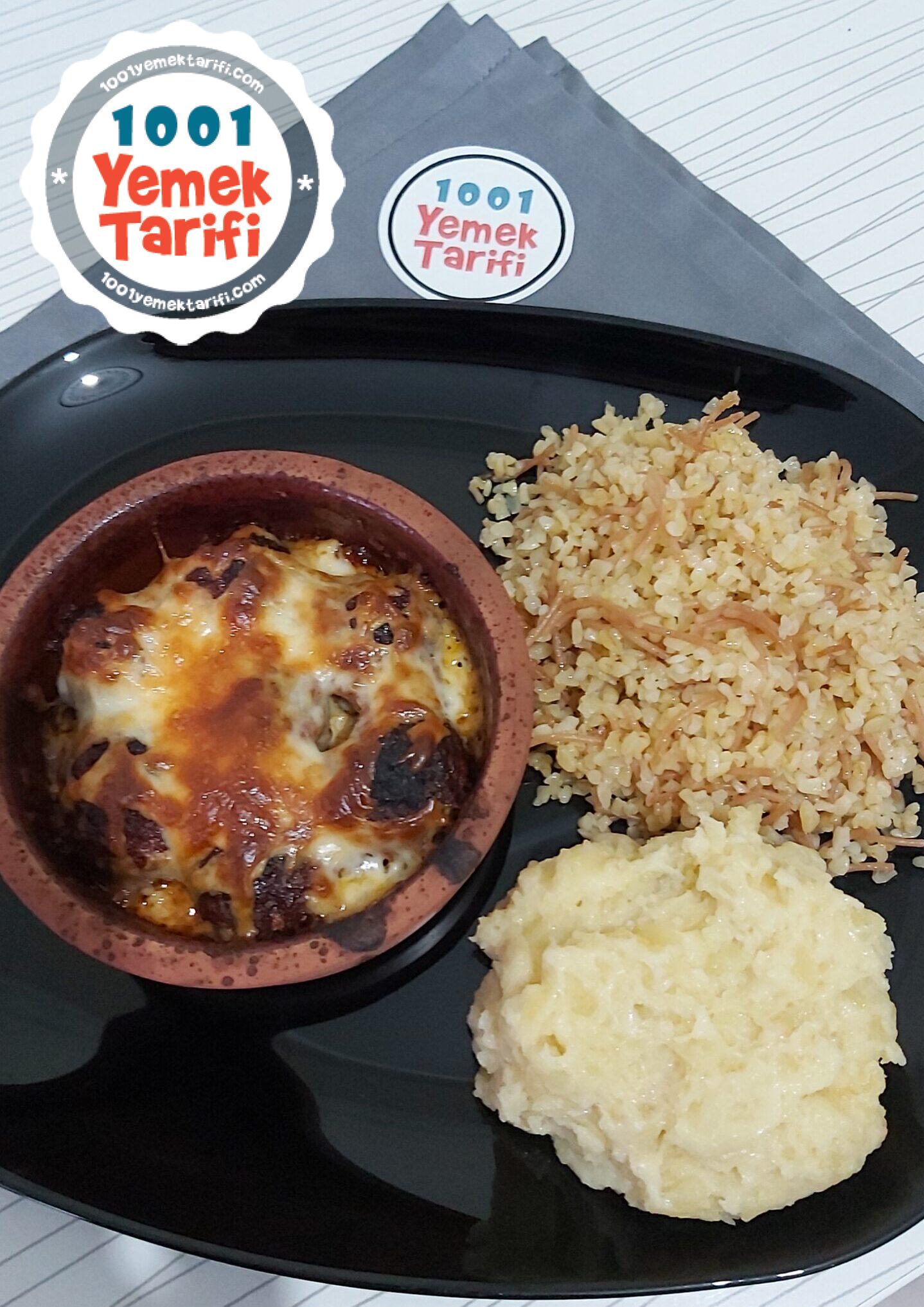 Fırında Güveçte Kaşarlı Köfte Tarifi