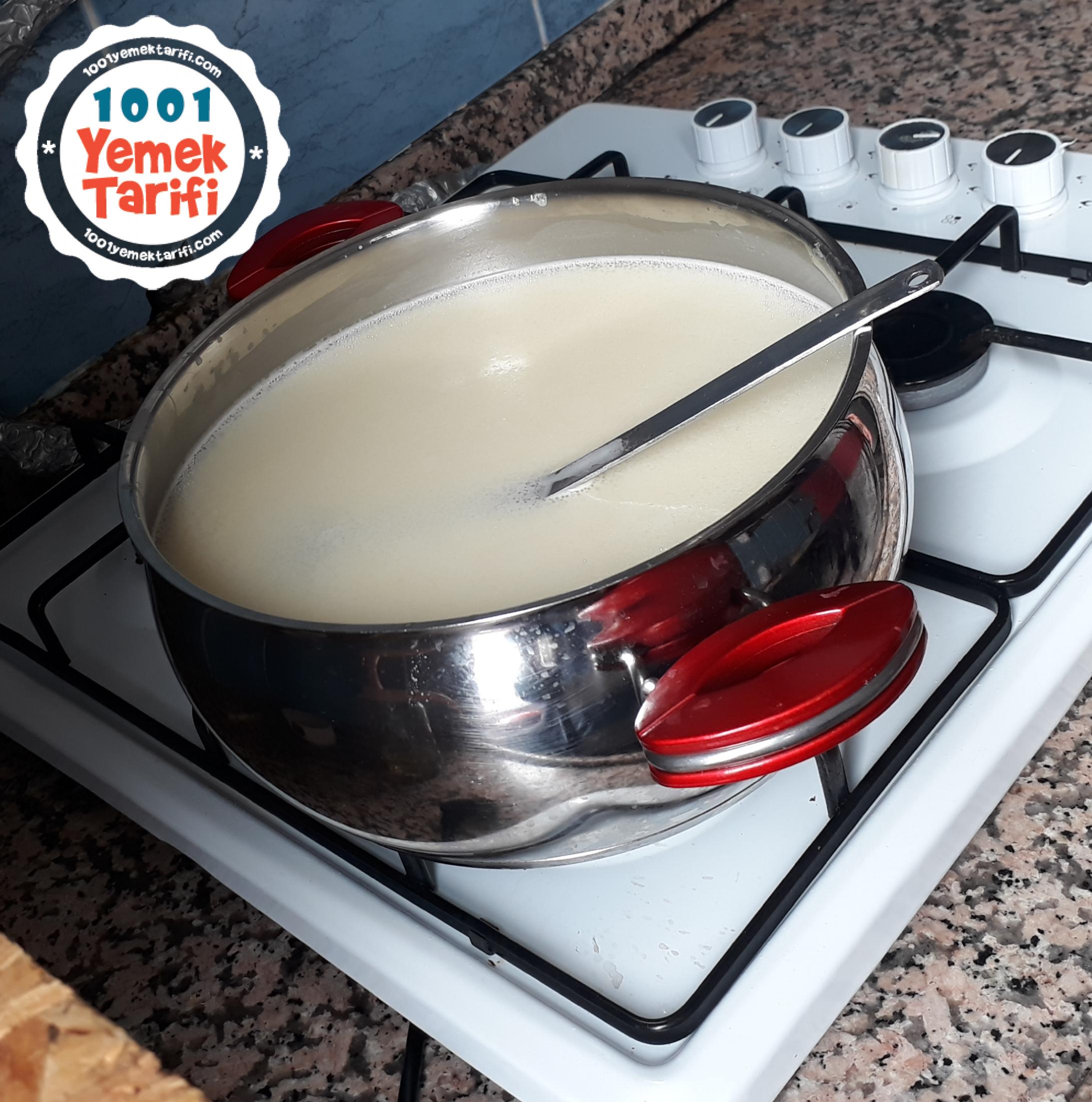 Yoğurtlu Şehriye Çorbası