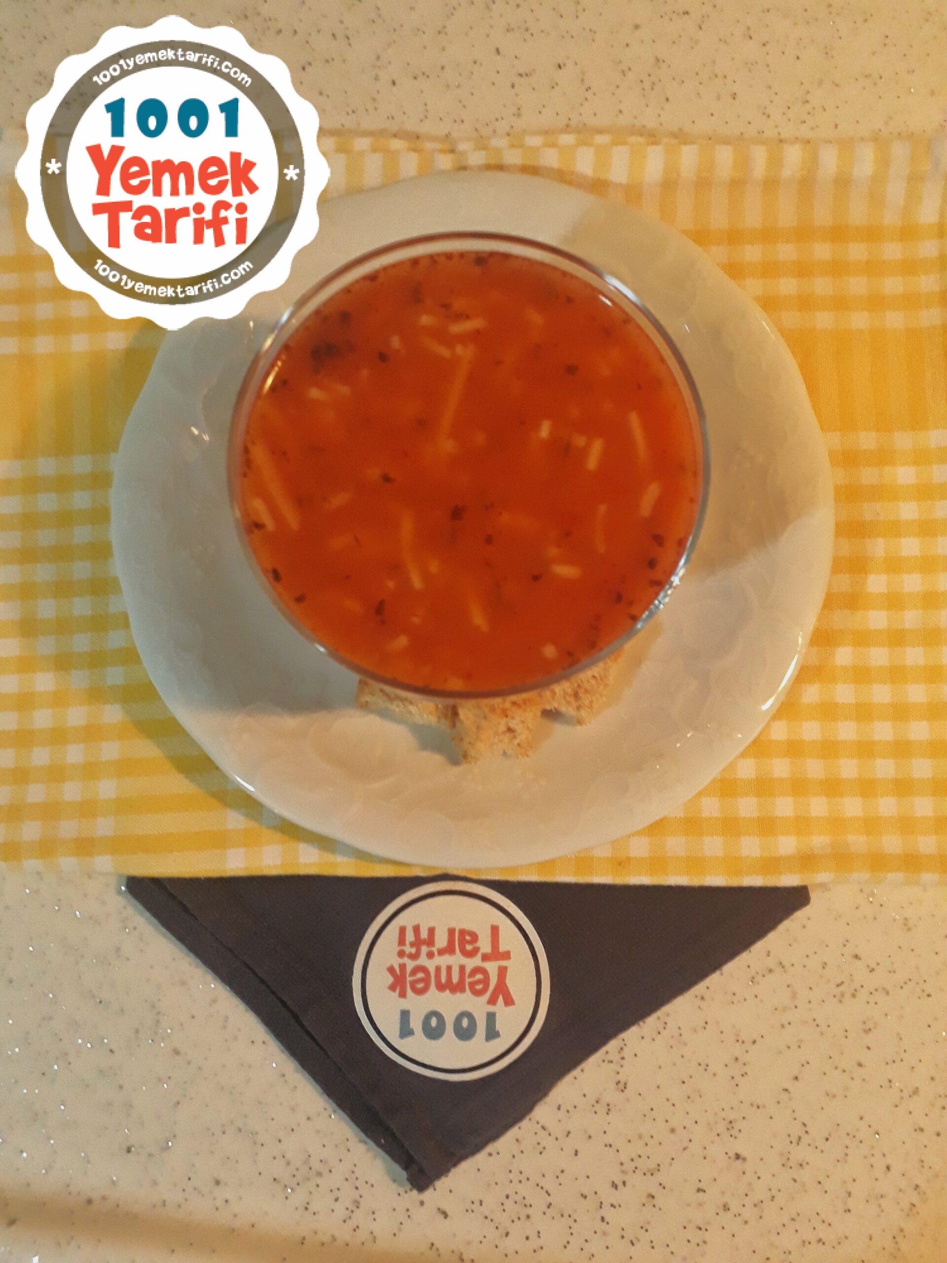 📸Fotoğraflı: Erişteli Domates Çorbası Tarifi