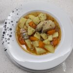 Tavuklu Patatesli Tencere Yemeği