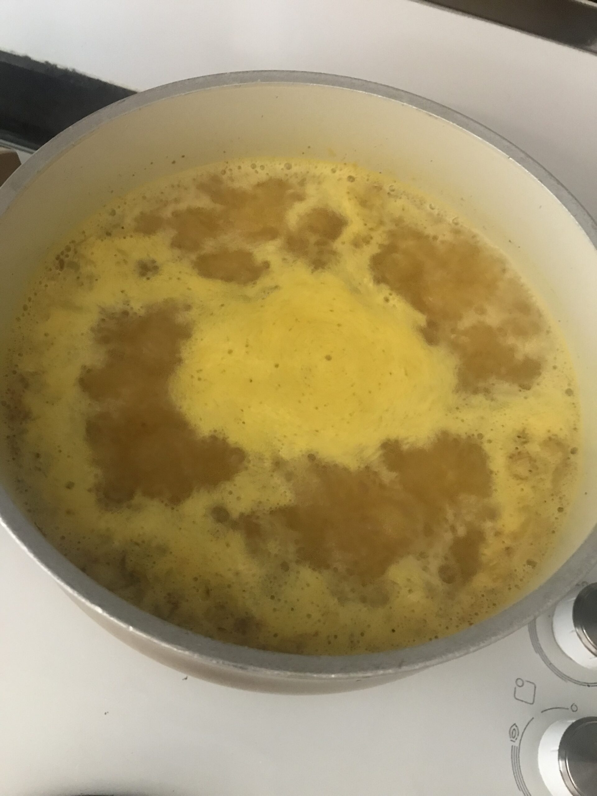 Lokanta Usulü Mercimek Çorbası