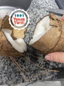 Hindistan Cevizli Ananas Smoothie Tarifi