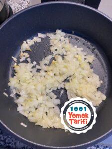 Zeytinyağlı Bezelye Tarifi-nasıl yapılır-kaç kalori