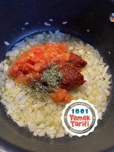 Tel Şehriye Çorbası Nasıl Yapılır