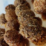 Saçaklı Çikolata Topları tarifi