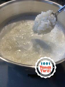 Tam Kıvamında güveçte Fırın Sütlaç tarifi nasıl yapılır-kaç kalori