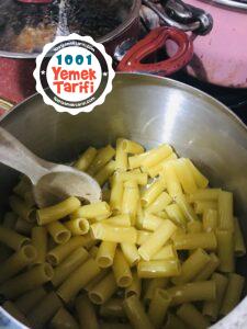 Kızarmış Makarna Tarifi