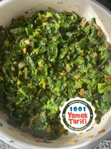 Ispanaklı Gül Böreği