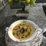 Sütlü Soğan Çorbası Nasıl Yapılır
