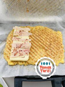 Yulaftan Kahvaltılık Enfes Tost Tarifi