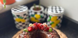 Bol Çikolatalı Kek Tarifi