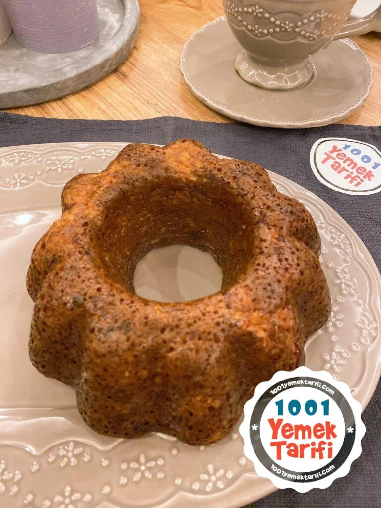 Elmalı ve Muzlu Şekersiz Kolay Kek