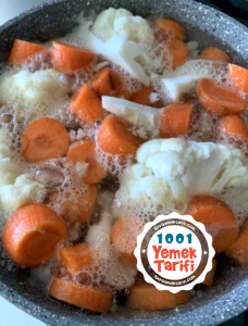 Karnabahar ve Havuç ile Sebze Graten