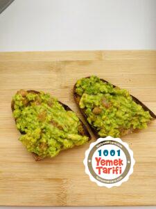 Avokadolu fit kahvaltı tarifi