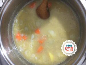 Süzme kırmızı Mercimek Çorbası Tarifi yapımı nasıl yapılır kaç kalori