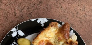 Bayat ekmekten kahvaltılık peynirli kek