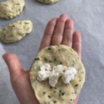 mayasız poğaça yapımı-Maydanozlu Poğaça Tarifi-nasıl yapılır-kolay-püf noktası