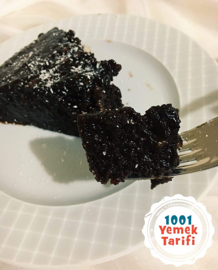 ıslak kek tarifi-kolay islak kek yapimi nasıl yapılır-kaç kalori