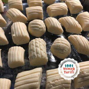 ev yapımı kolay Un Kurabiyesi Tarifi (nasıl yapılır-kaç kalori)