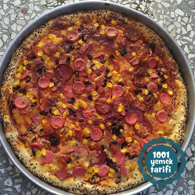Karışık Pizza Tarifi 1001YemekTarifi