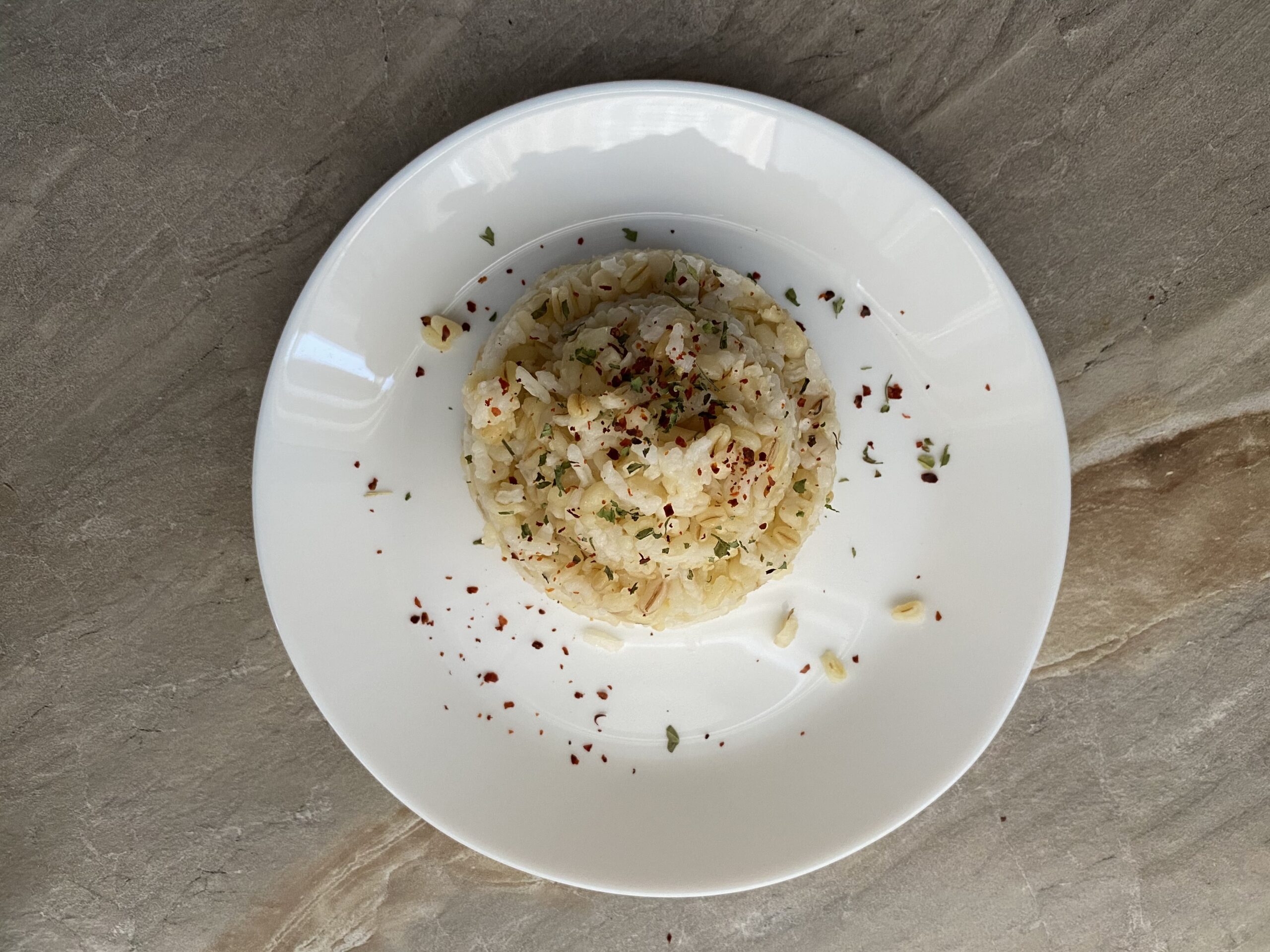 Tam Kıvamında: Pirinçli Bulgur Pilavı Tarifi