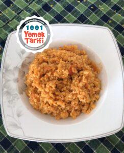 Fotoğraflı Tam Ölçülü: Sebzeli Bulgur Pilavı (meyhane pilavı)