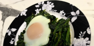 yumurtalı ıspanak yemeği-diyet yemek tarifleri-vejetaryen