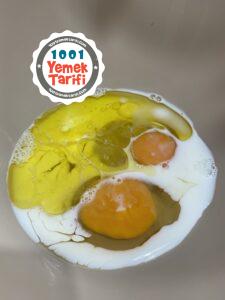 Şekersiz Fit Kek Tarifi: Muzlu ve Turna Yemişli Kek