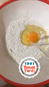 Fırında sağlıklı çıtır soğan halkası