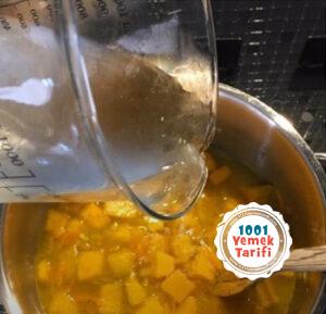 Bal Kabağı Çorbası Tarifi (nasıl yapılır-kaç kalori) yapımı