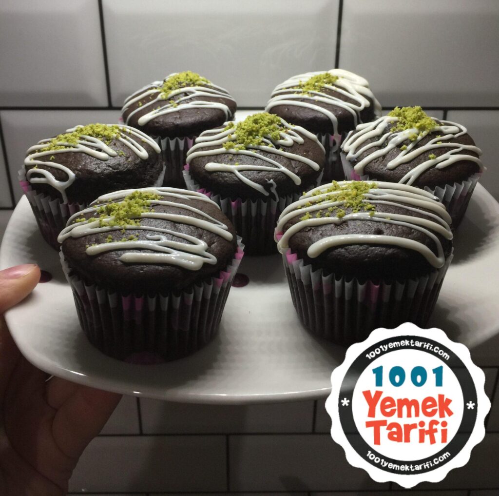 Çikolatalı cupcake tarifi-nasıl yapılır-kolay-kaç kalori
