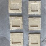 Sucuklu Kaşarlı Milföy Pizza Tarifi