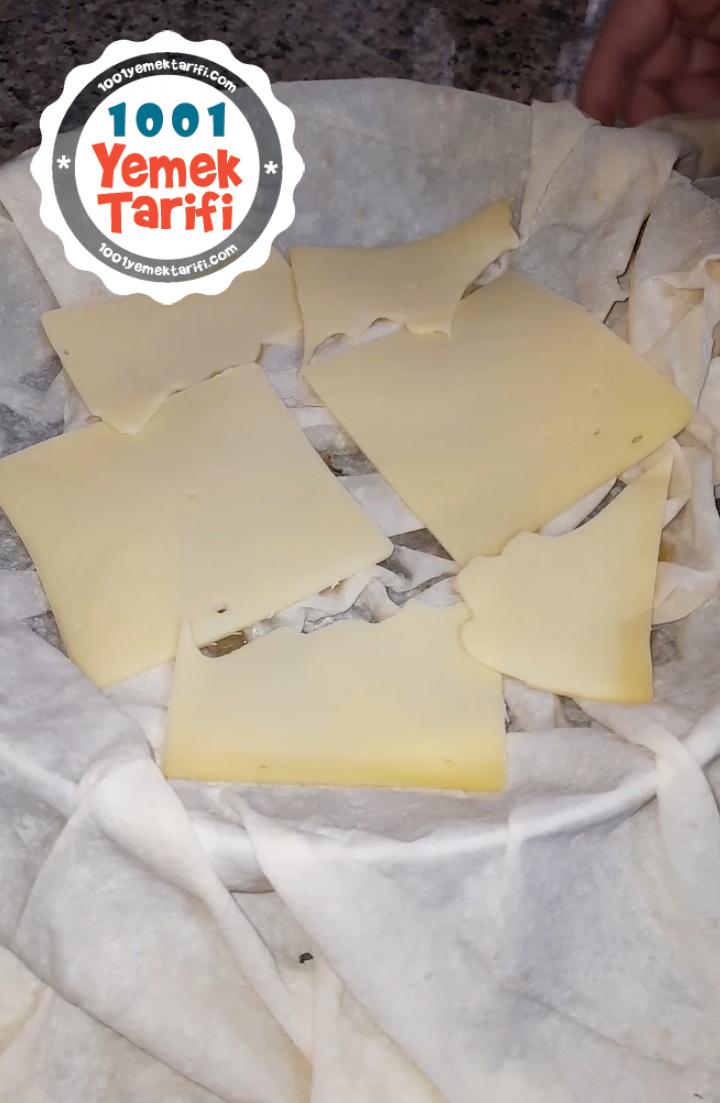Kolay Tava Böreği Tarifi