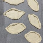 Kaşarlı Milföy Pide Tarifi